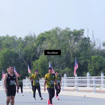Runner Photo 7185022
