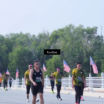 Runner Photo 7185047