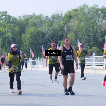 Runner Photo 7185055
