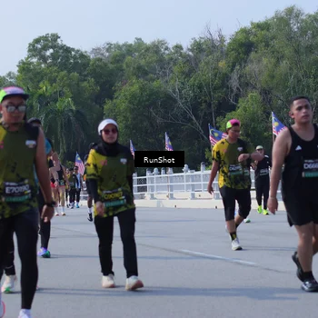 Runner Photo 7185082