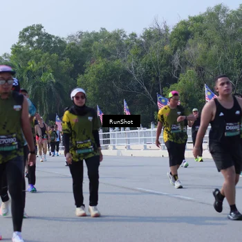 Runner Photo 7185083