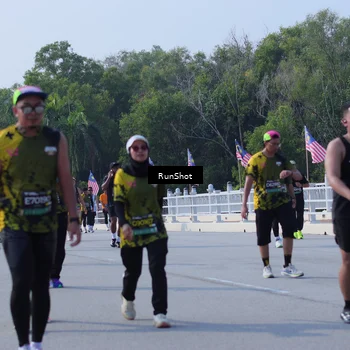 Runner Photo 7185091