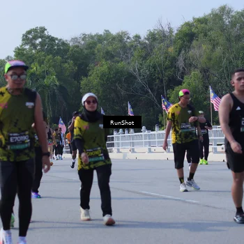 Runner Photo 7185100