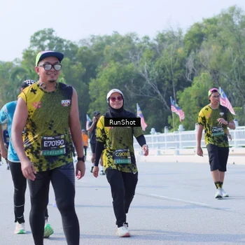 Runner Photo 7185106