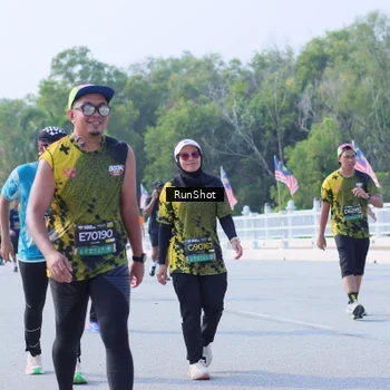 Runner Photo 7185109