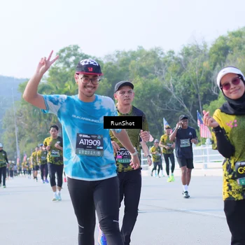 Runner Photo 7185154