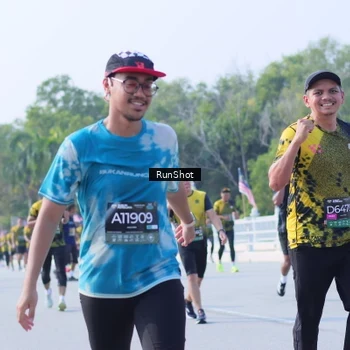 Runner Photo 7185218