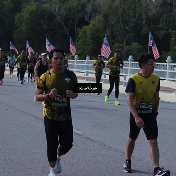 Runner Photo 7185234