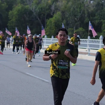 Runner Photo 7185243