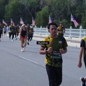 Runner Photo 7185252