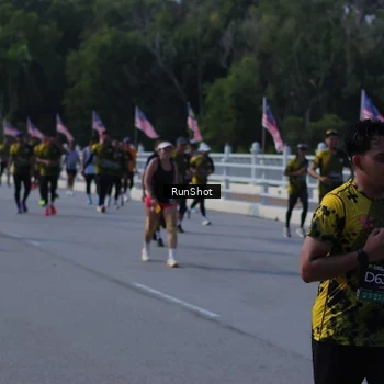 Runner Photo 7185256