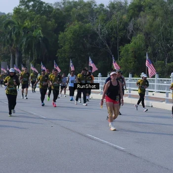 Runner Photo 7185275