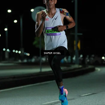 Runner Photo 7185293