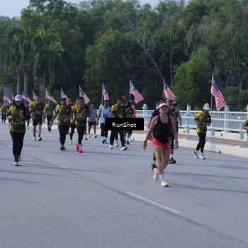 Runner Photo 7185301