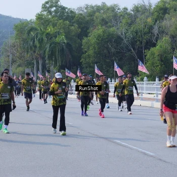 Runner Photo 7185314