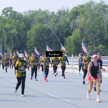 Runner Photo 7185344