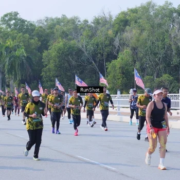 Runner Photo 7185346