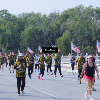 Runner Photo 7185356