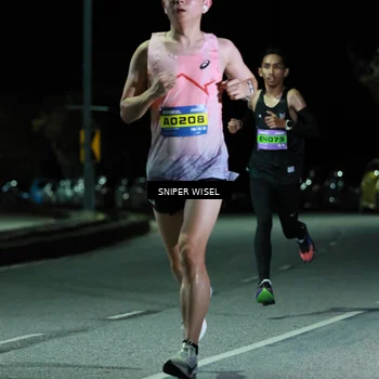 Runner Photo 7185376