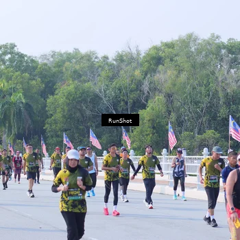 Runner Photo 7185378
