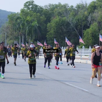 Runner Photo 7185394