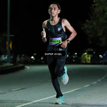 Runner Photo 7185410