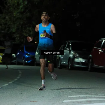 Runner Photo 7185412