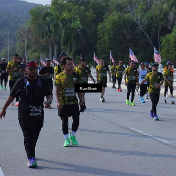 Runner Photo 7185447