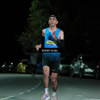 Runner Photo 7185449