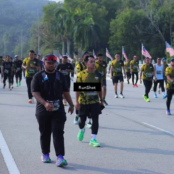 Runner Photo 7185454