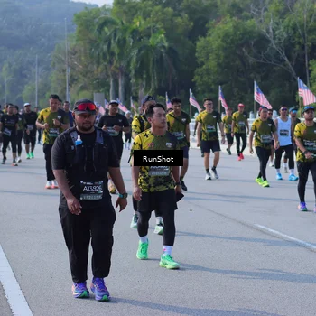 Runner Photo 7185457