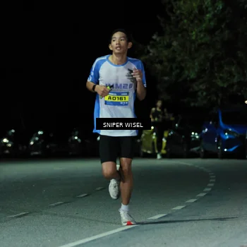 Runner Photo 7185468