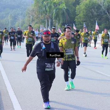 Runner Photo 7185470