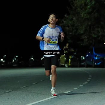 Runner Photo 7185473