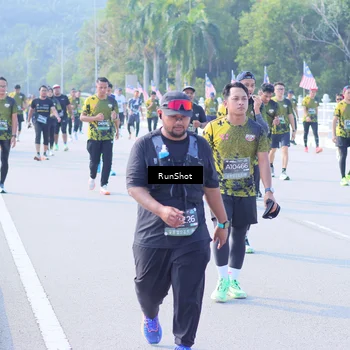 Runner Photo 7185477