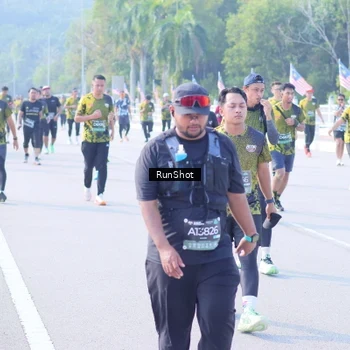 Runner Photo 7185491