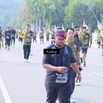 Runner Photo 7185492