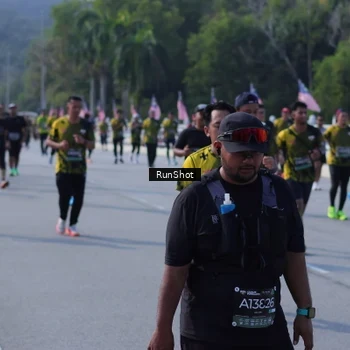 Runner Photo 7185513