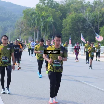 Runner Photo 7185579