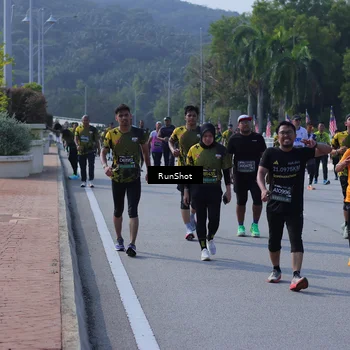 Runner Photo 7185628