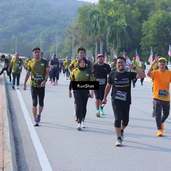 Runner Photo 7185636