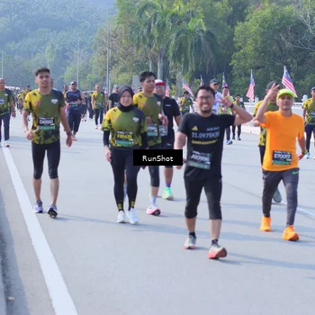 Runner Photo 7185643