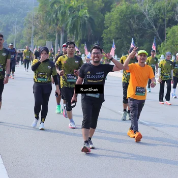 Runner Photo 7185648