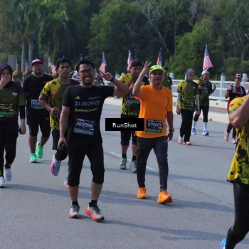 Runner Photo 7185654