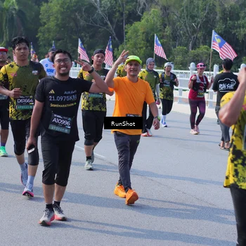 Runner Photo 7185661