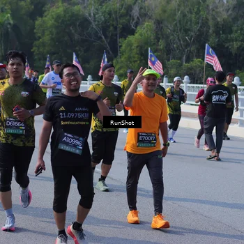 Runner Photo 7185666
