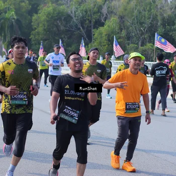 Runner Photo 7185679