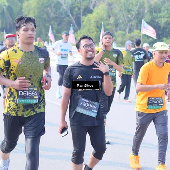 Runner Photo 7185680