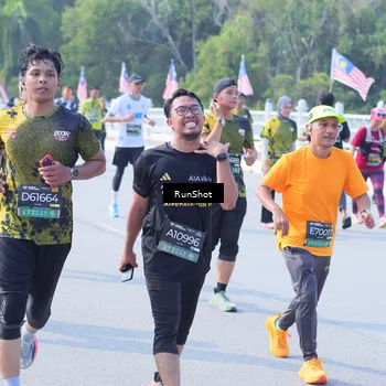 Runner Photo 7185681