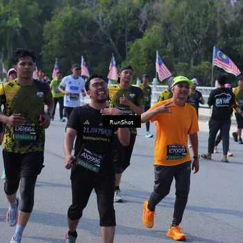 Runner Photo 7185683